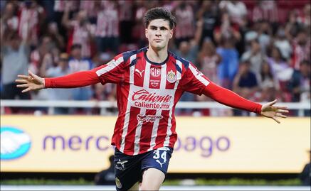 Chivas llega a cuatro victorias en fila al derrotar a Mazatlán FC y sueña con la Liguilla directa