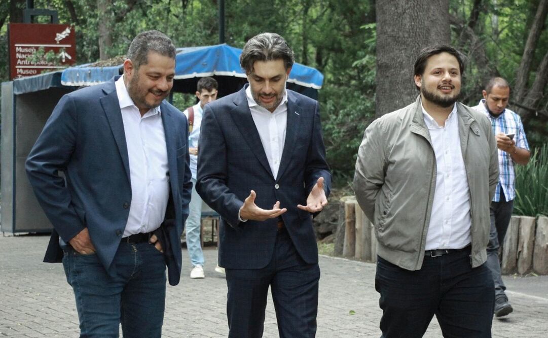Sebastián Ramírez, Jesús Sesma Suárez y Ernesto Villarreal Cantú, líderes de Morena, Partido Verde y PT en CDMX. Foto: Twitter @Sebas_RM