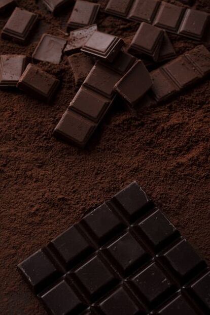 El impacto del chocolate negro en la salud. Fuente: Freepik.