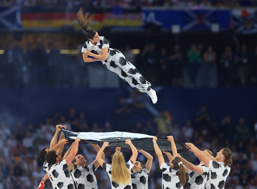 Así fue la espectacular inauguración de la Eurocopa - Foto: EFE
