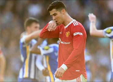 Manchester United cae por humillante goleada ante el Brighton y dice adiós a la Champions League