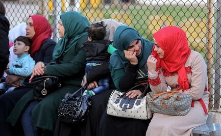 Países europeos suspenden solicitudes de asilo de los sirios, tras caída de Bashar al-Assad