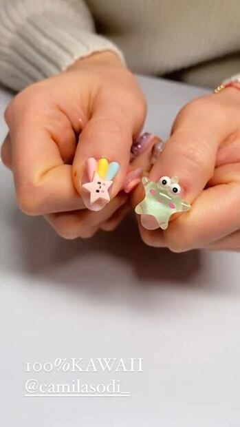 Camila Sodi presume sus adorables uñas kawaii en Instagram