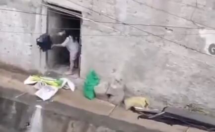 VIDEO: Captan a mujer arrojando basura al Río Hondo en Naucalpan; acción es considerada un delito
