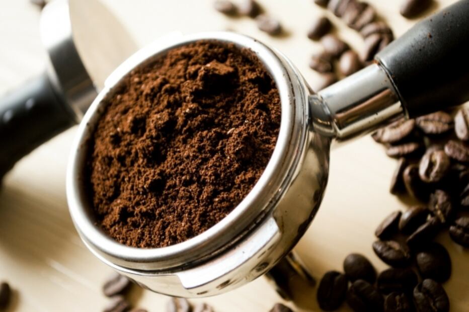 Por qué el café soluble es más barato que el de grano