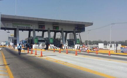 Por gasolinazo, levantan plumas y permiten paso libre en la México-Puebla 