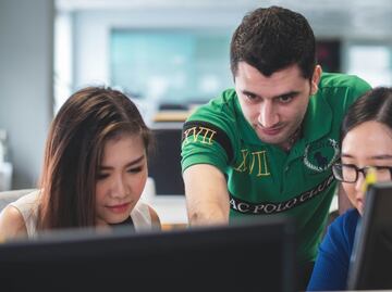 Google ofrece becas para cursos sobre habilidades digitales e IA