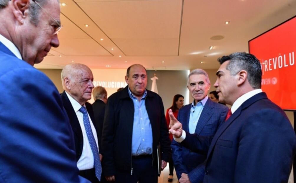 Reaparece la vieja guardia del PRI en cónclave de "Alito" Moreno