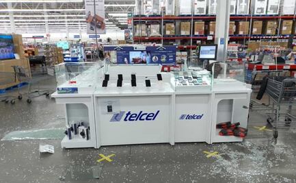 Policía enfrenta a 3 ladrones y frustra asalto en supermercado en Cuautitlán Izcalli