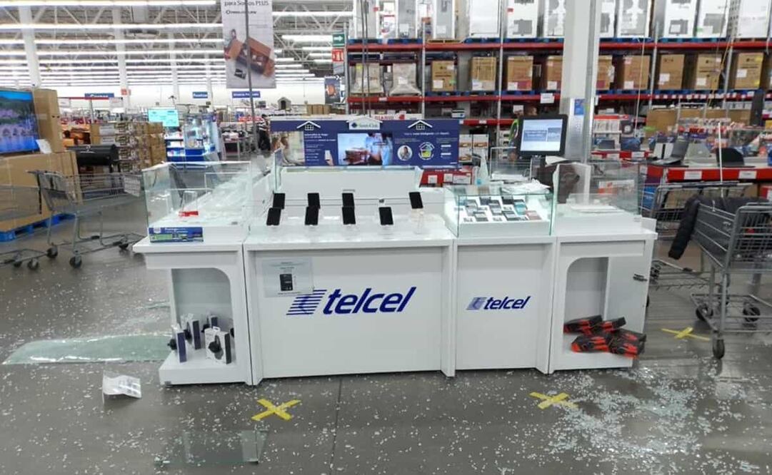 Un policía municipal enfrento a los delincuentes. Foto: Especial