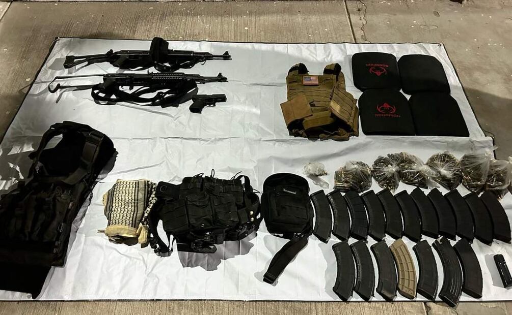 Armas y cartuchos asegurados en Culiacán y Cósala, Sinaloa (15/02/2025). Foto: Oficial
