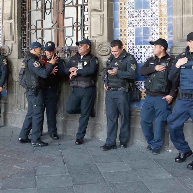De acuerdo con la encuesta de la ONG, 54% de los uniformados dice que hay corrupción en las instituciones de seguridad pública. Foto: ARCHIVO EL UNIVERSAL