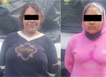 Detienen a dos mujeres por asalto a adulto mayor en el Centro de la CDMX; les aseguran 20 tarjetas bancarias