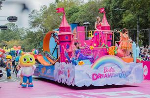 Mil 300 policías de la SSC resguardarán desfile navideño Bolo Fest 2025