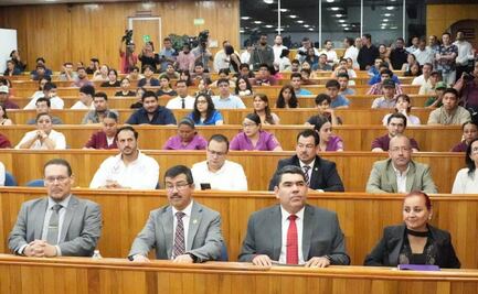 Alumnos de la Universidad Autónoma de Tamaulipas sostienen encuentro con candidatos al Senado