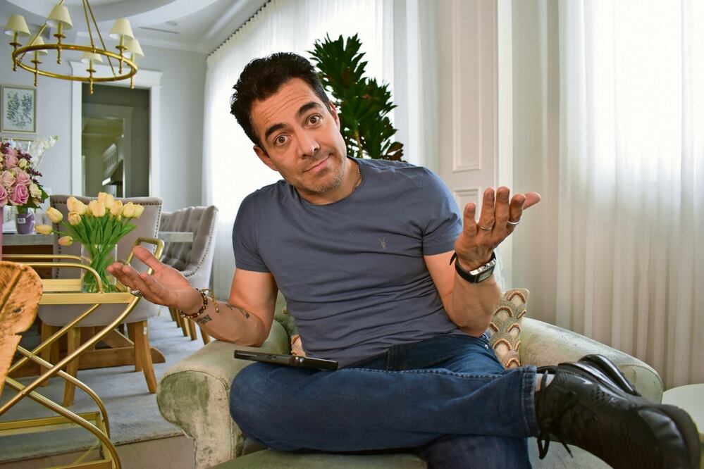 Omar conducirá hoy los Premios Platino en Madrid. Foto: EFE