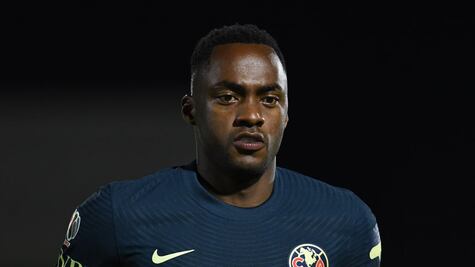 Renato Ibarra vuelve a jugar con el América y es ovacionado por la afición