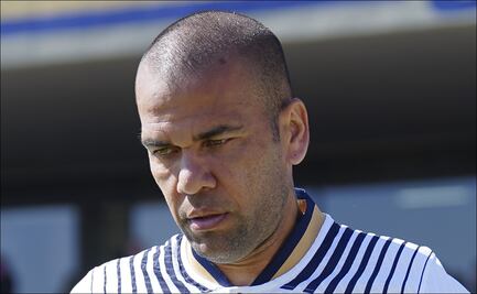 Pumas lanzó demanda contra Dani Alves; buscará castigo por incumplimiento de contrato