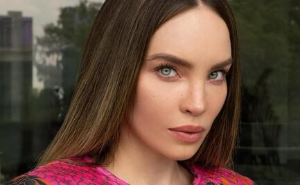 Belinda luce su icónico abrigo en forma de corazón en Mentiras, la serie