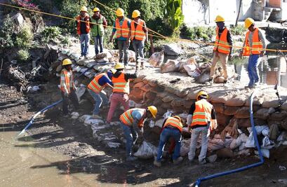 Realizan pruebas en canal de Xochimilco tras reparación de grieta