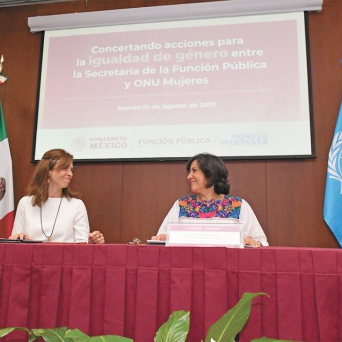 Irma Sandoval (der.), titular de la SFP, destacó que es la primera vez que la secretaría firma un instrumento de colaboración con ONU-Mujeres. TOMADA DE TWITTER