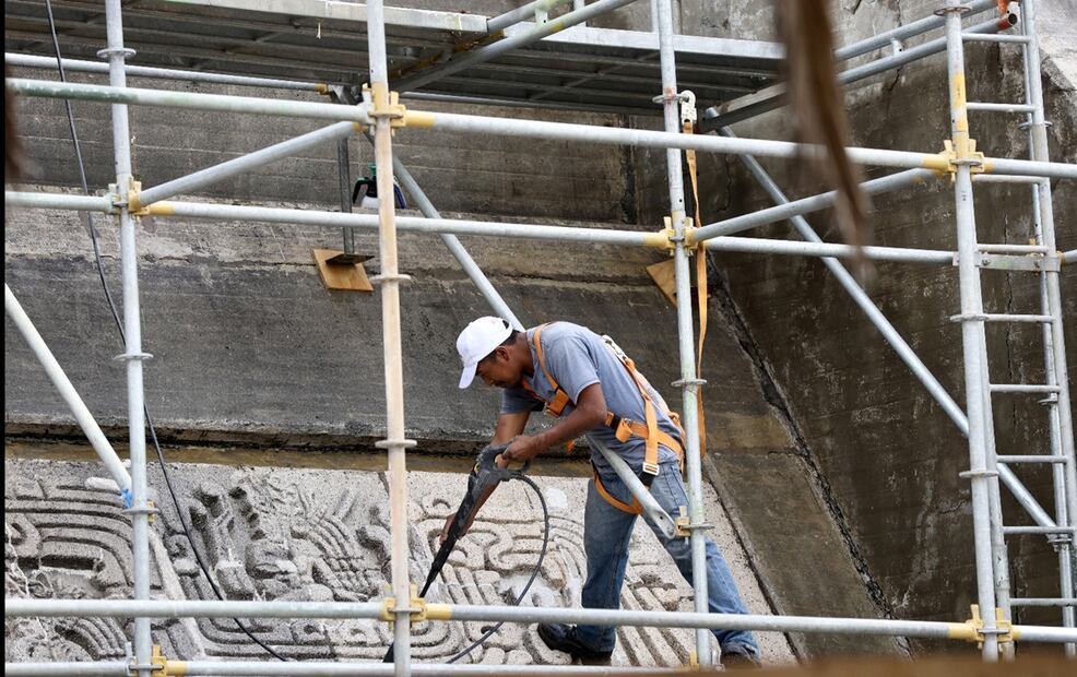 Restauran el Monumento a la Raza. Foto: Valente Rosas/EL UNIVERSAL