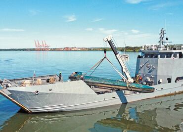 Decomisan narcosubmarino en Colombia