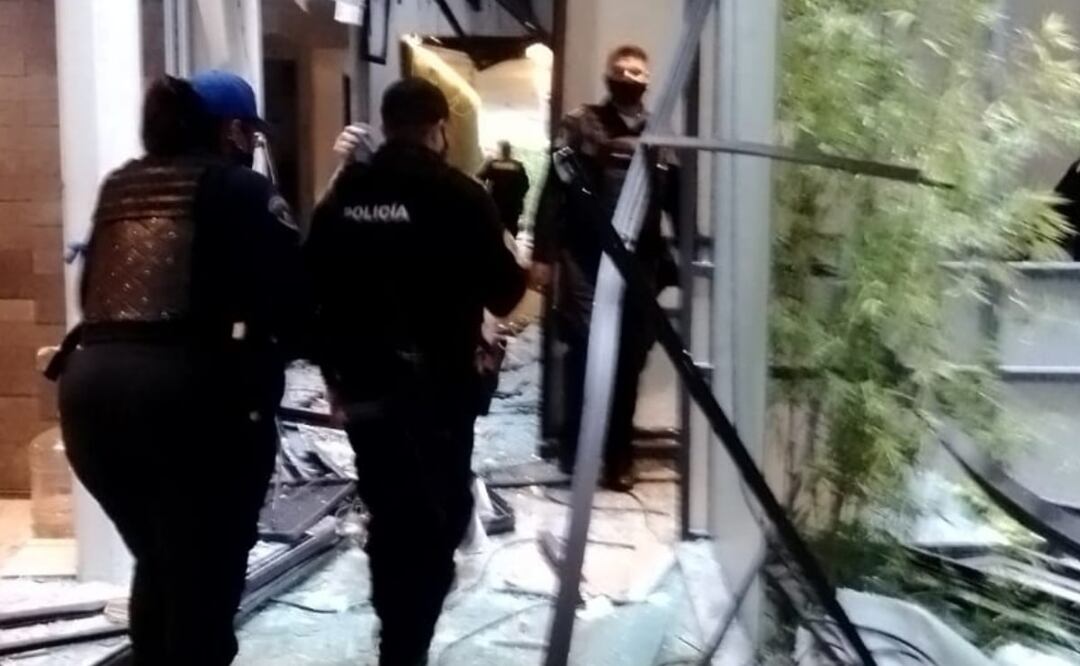 El edificio en donde ocurrió la explosión se ubica en avenida Universidad y Amores. Foto: Especial 