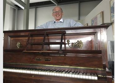 El misterio de las monedas de oro halladas en un piano