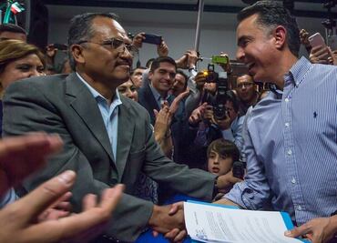 Guillermo Anaya pide registro como aspirante a gubernatura de Coahuila