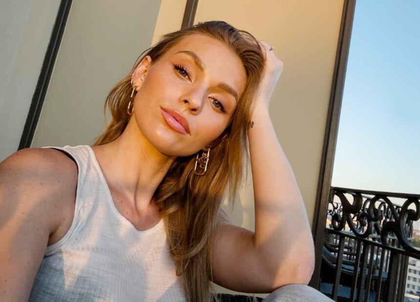 La actriz Irina Baeva recurrió a sus redes sociales para mostrar un obsequio que recibió.
Foto: Instagram