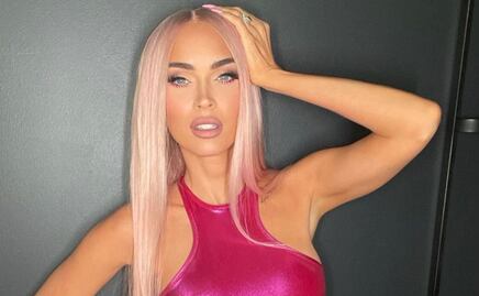 Megan Fox cambia de look y aparece con una melena rojo fuego