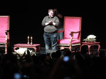 Del Toro: no recibo guiones para evitar problemas legales
