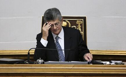 Suspenden sesión del Parlamento venezolano