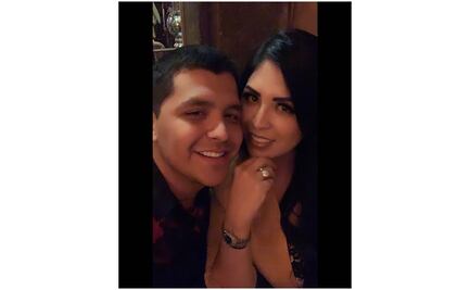 Veto no le impide a Christian Nodal cantarle las mañanitas a su mamá