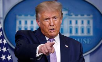 Trump critica, otra vez, política migratoria de Europa; advierte sobre el peligro de "acoger delincuentes del Tercer Mundo"