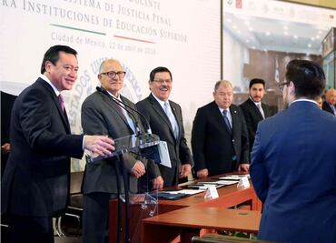 Estudiantes de derecho, clave para nuevo Sistema de Justicia: Osorio
