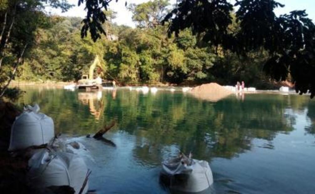 Crece el afluente de las cascadas de Agua Azul