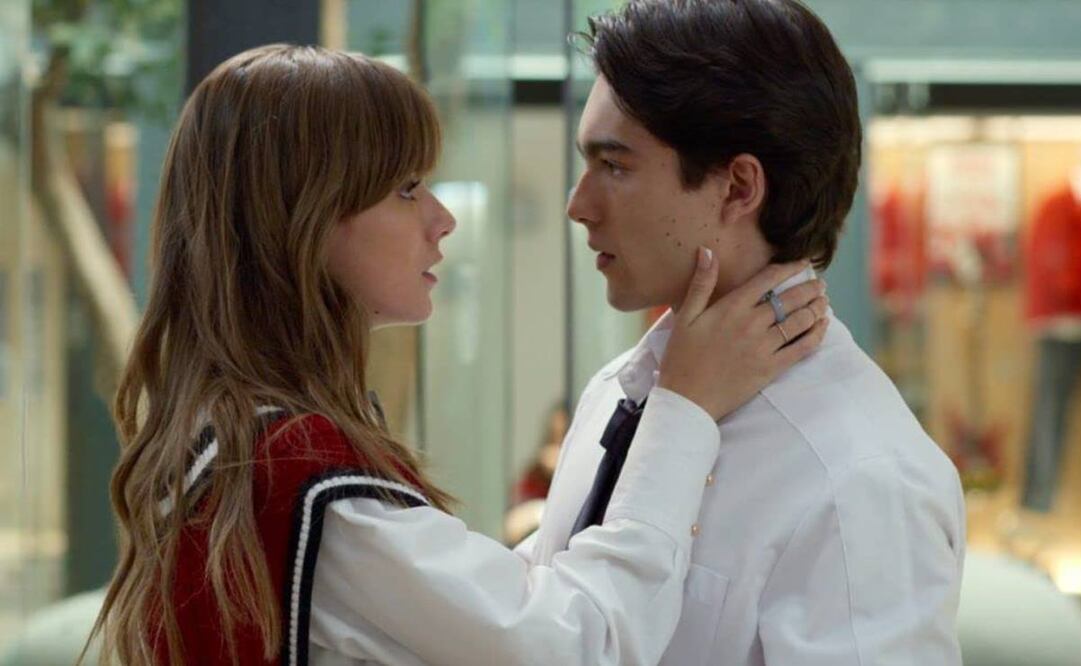 Sergio Mayer Mori interpreta a un joven que es becado en la escuela Elite Way School.