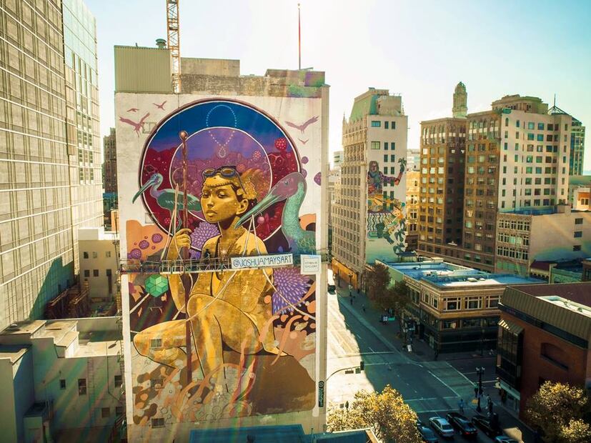 Hay más de 600 murales que adornan sus edificios y bardas. Foto: iStock