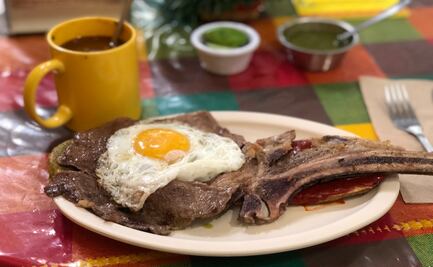 Conoce el tradicional "El Huarache Azteca", el lugar que inventó los huaraches