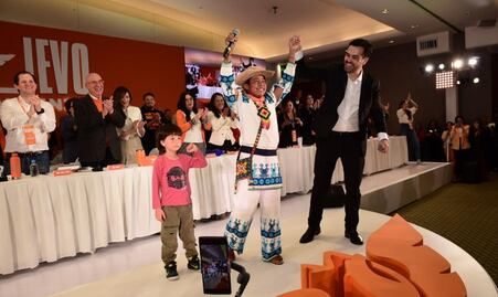 Cierra filas Movimiento Ciudadano con Máynez; dan banderazo por la presidencia de México