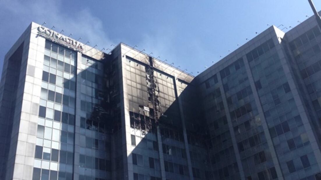 Así quedaron las oficinas de Conagua tras el incendio de hoy