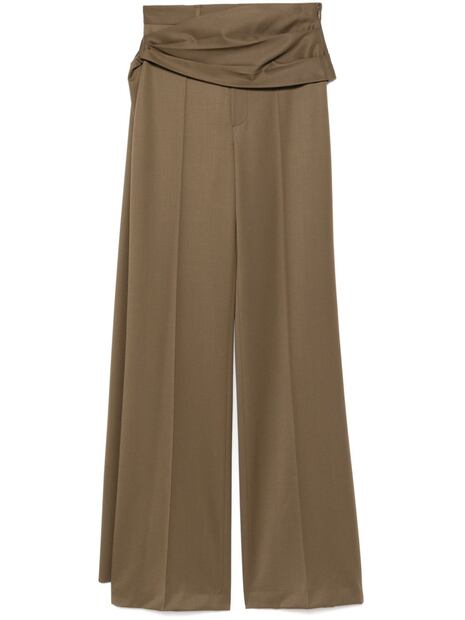 Los pantalones sastre holgados se pueden llevar desde con tenis hasta con tacones. Foto: Farfetch, marca Giuseppe di Morabito