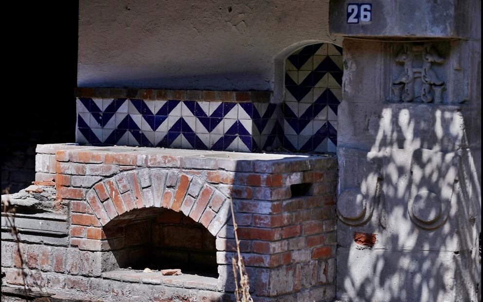 Aspectos de la casa del arquitecto Manuel Parra donde vivió Carlos Fuentes, ubicada en la segunda Cerrada de Galeana número 16 en San Ángel. Foto: Fernanda Rojas / EL UNIVERSAL