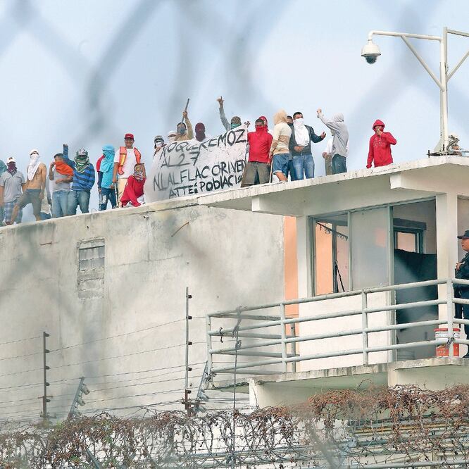 La prisión inaugurada en 1943 será demolida y en su lugar se construirá un parque recreativo, un teatro y el Archivo General del Estado, según el gobierno de Nuevo León. Este penal ya no cumplía los estándares para seguir operando. Fotos/EMILIO VÁSQUEZ