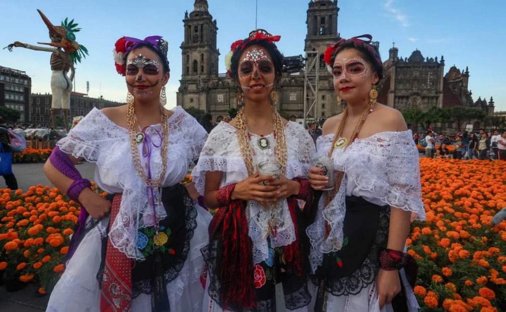 Se abre al público la Ofrenda Monumental Zócalo Capitalino.
Foto: Luis Camacho | El Universal