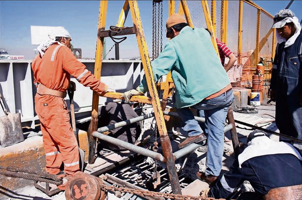Durante 10 meses la Secretaría de Obras llevó a cabo los trabajos en diferentes puntos de la Ciudad para garantizar la seguridad de los usuarios de puentes vehiculares (CORTESÍA SOBSE)
