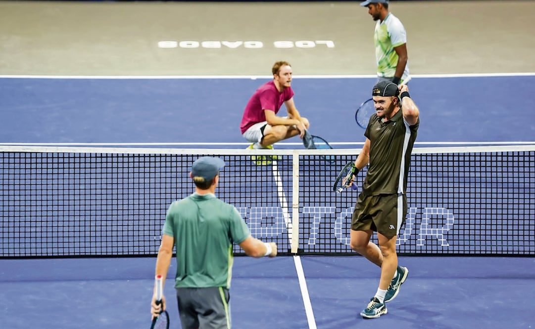 La pintura se aplica temprano, para evitar el sol. Foto: Mifel Tennis Open by Telcel Oppo