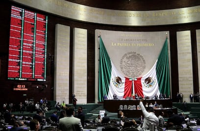 Morena pide a AMLO publicar medidas para ayudar a Pymes por Covid-19